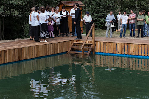 Băi finalizate la Cernat