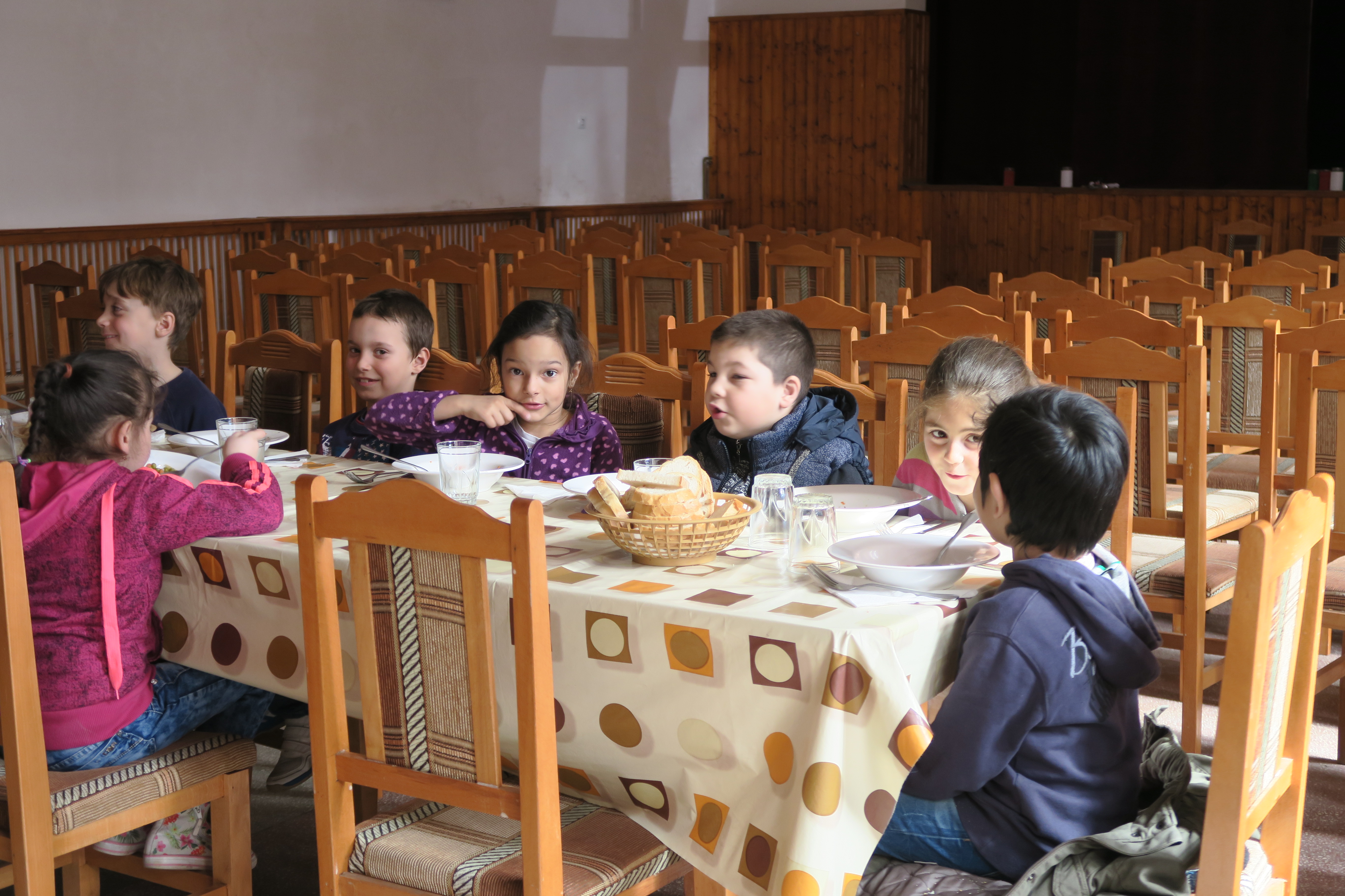 Consiliul Judeţean Covasna ar susţine introducerea masei calde