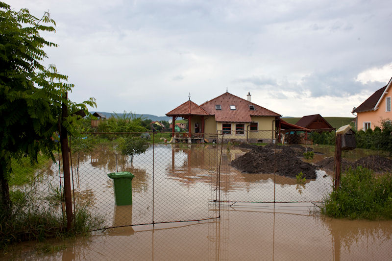 Sprijin financiar pentru localităţile inundate